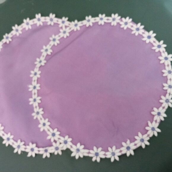 Pair (2) Small Round Purple with Daisy Border Placemat with Satin and Cotton - Picture 2 of 9